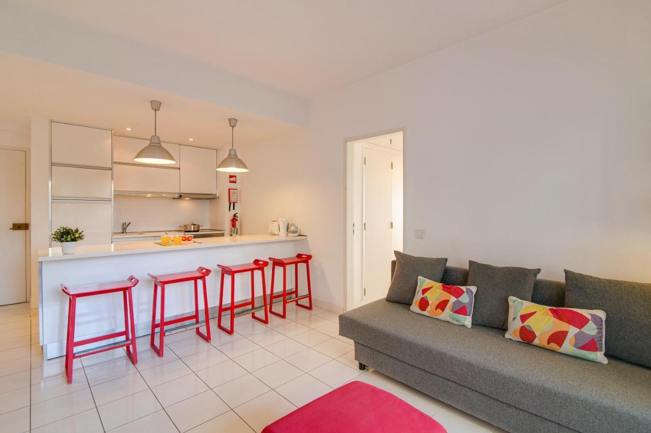 Modern Apartment By The Sea Quarteira Εξωτερικό φωτογραφία